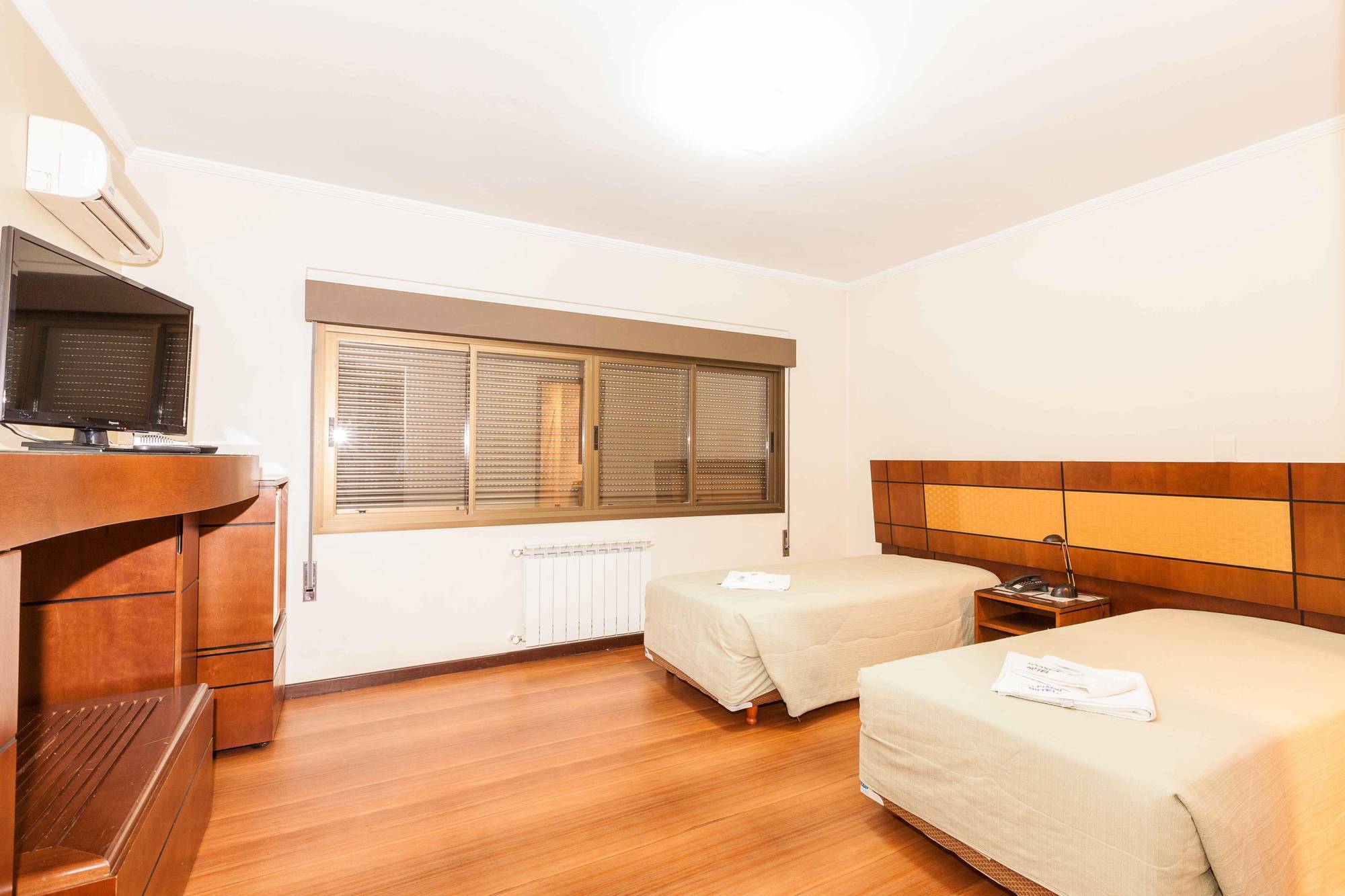 Letto Caxias 酒店 3*